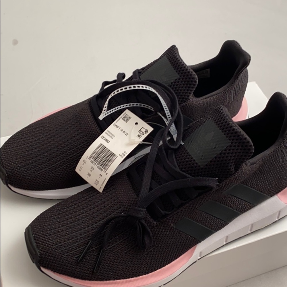 Adidas Swiftrun black and light pink mesh running sneakers 11 - Picture 4 of 8